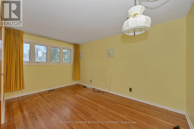 28479505/2687-basswood-crescent/riverside-park/ottawa/ontario/K1V8K2_17
