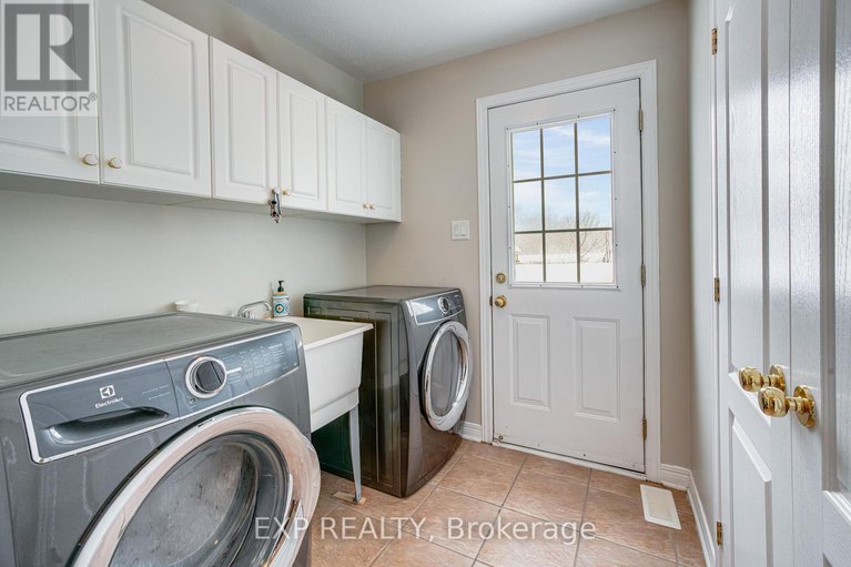 29306611/2032-calico-crescent/notting-hillsummerside/ottawa/ontario/K4A4L7_37