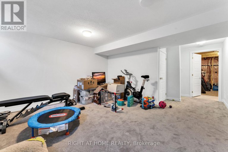 29295999/67-kindred-row/stittsville-north/ottawa/ontario/K2S2Z6_26