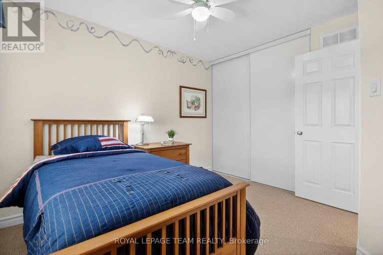 29591881/210-hunterbrook-street-n/morgans-grantsouth-march/ottawa/ontario/K2K0E6_34