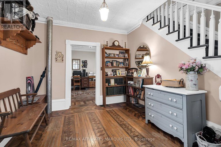 28164009/7-spruce-street/lancaster/south-glengarry/ontario/K0C1N0_7