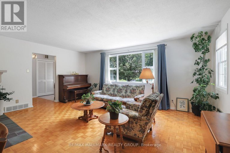 28588248/1307-fairway-drive/manotick-east-to-manotick-station/ottawa/ontario/K4M1B3_8