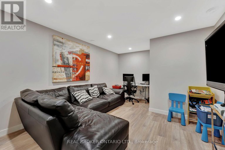 28733536/49-lotta-avenue/meadowlandsst-claire-gardens/ottawa/ontario/K2G2B4_37