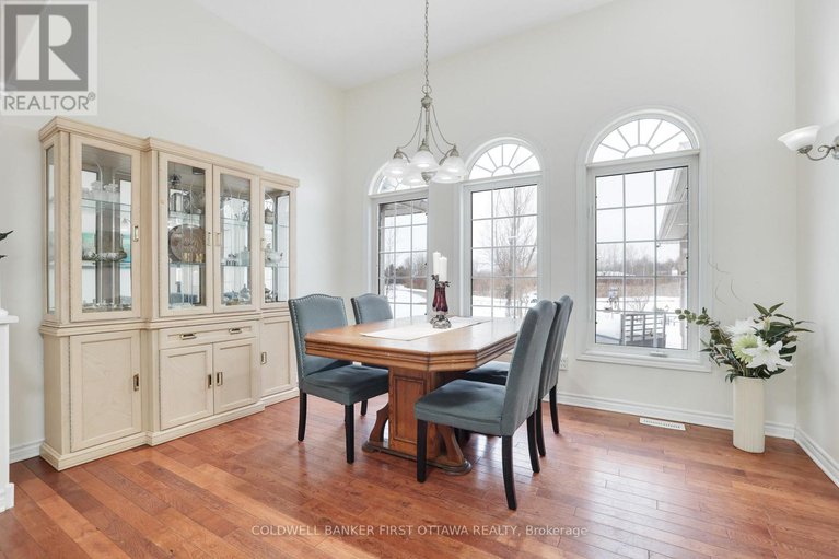 29253017/11-rideau-crossing-crescent/north-grenville-twp-kemptville-east/north-grenville/ontario/K0G1K0_12