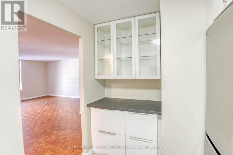 28904889/301-475-laurier-avenue-w/ottawa-centre/ottawa/ontario/K1R7X1_14