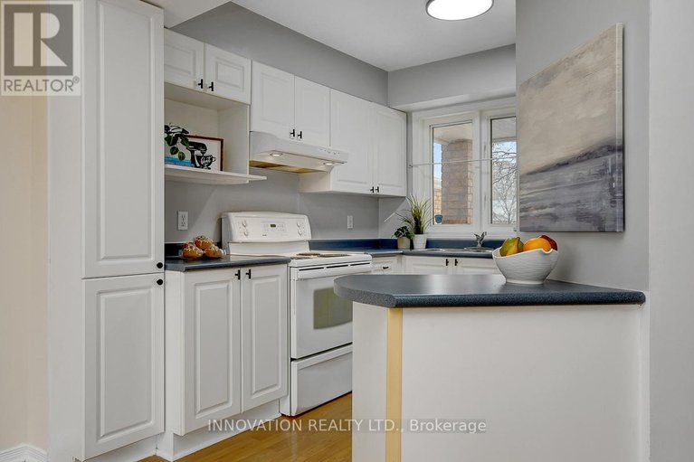 29473111/4407-ashcroft-court/carson-grove/ottawa/ontario/K1J1C7_8