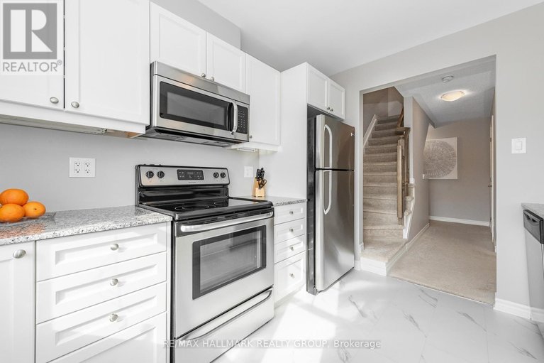 29586144/1891-maple-grove-road/stittsville-north/ottawa/ontario/K2S1B9_12