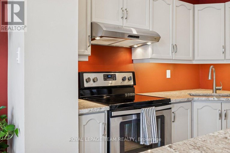 29366238/4298-sunwood-crescent/carson-grove/ottawa/ontario/K1J1B8_9