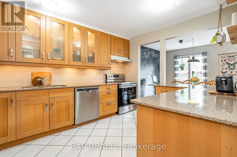 28924711/36-bethune-way/beaverbrook/ottawa/ontario/K2K1C3_16