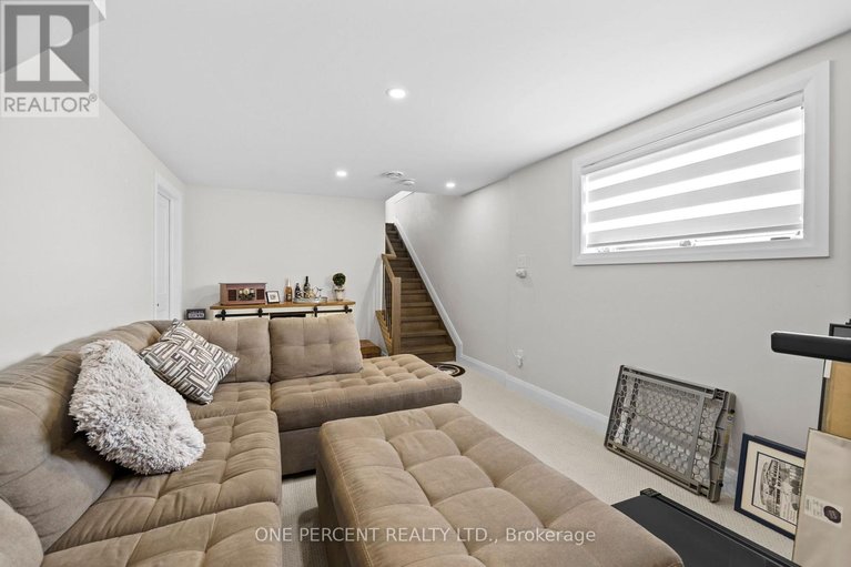 29560039/238-bristol-crescent/kemptville/north-grenville/ontario/K0G1J0_34