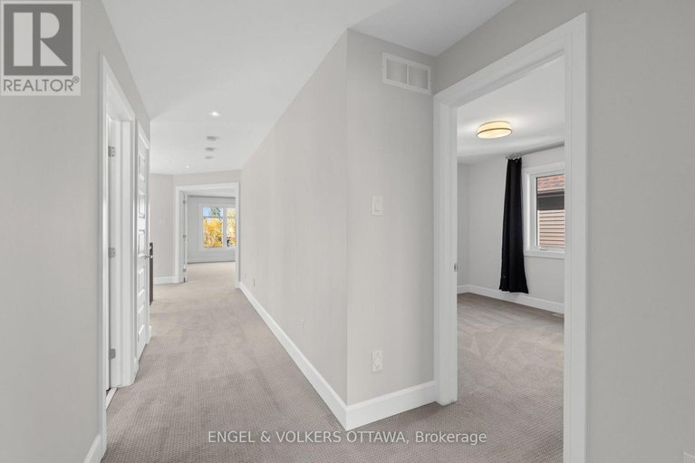 29081106/122-helen-rapp-way/blossom-parkkemp-parkfindlay-creek/ottawa/ontario/K1T0N4_32