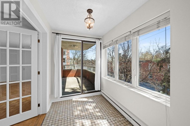 29675645/301-320-crichton-street-n/lindenlea/ottawa/ontario/K1M1W5_20