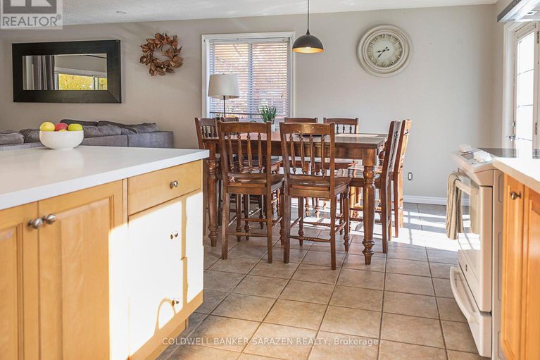 28655523/875-usborne-street/mcnabbraeside-twps/mcnabbraeside/ontario/K0A1G0_4