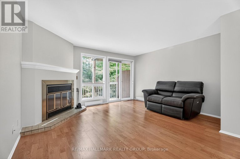 29360556/b-6746-jeanne-darc-boulevard-n/convent-glen-north/ottawa/ontario/K1C6E9_13