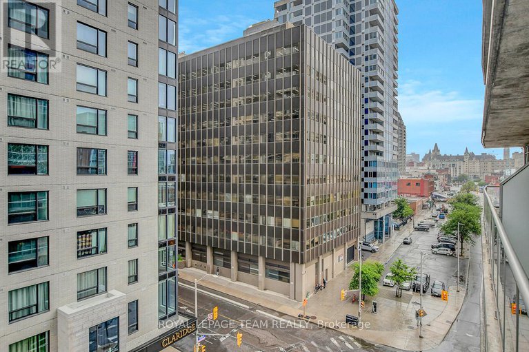 28458192/705-179-george-street/lower-townbyward-market/ottawa/ontario/K1N1J8_23