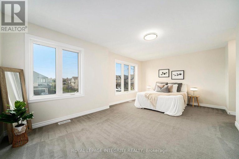 28847950/540-edenwylde-drive/remainder-of-stittsville-area/ottawa/ontario/K2S2K4_16