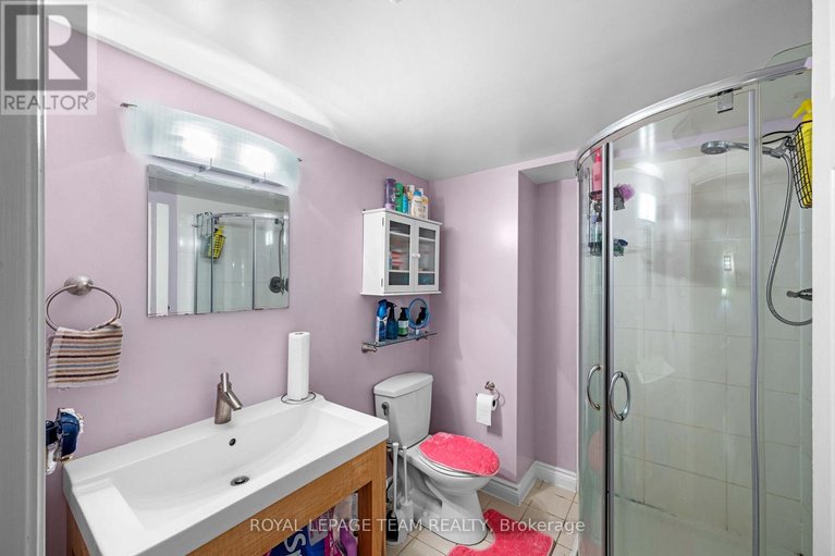 29669851/1986-fairbanks-avenue/alta-vistafaircrest-heights/ottawa/ontario/K1H5Y6_39