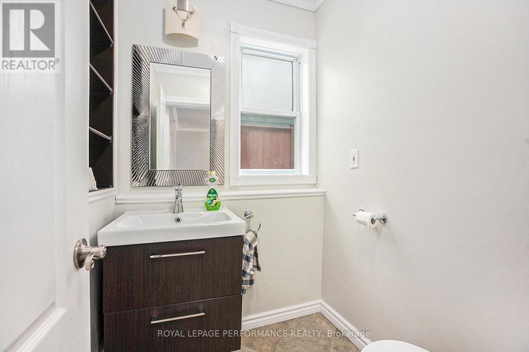 29162671/20-perkins-street/west-centre-town/ottawa/ontario/K1R7G5_11