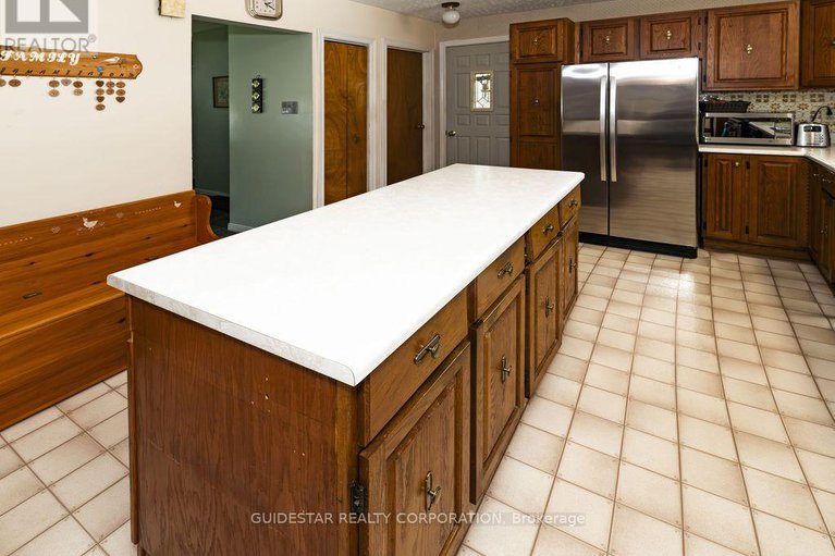 28605194/20-henry-goulburn-way/stittsville-south/ottawa/ontario/K2S1P2_10