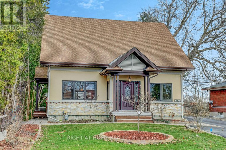 28184853/1271-field-street/bel-air-park/ottawa/ontario/K2C2P9_1