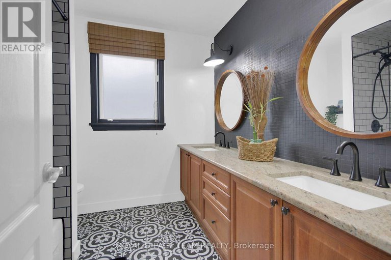 28288702/4184-wolfe-point-way/riverside-southgloucester-glen/ottawa/ontario/K1V1P5_29
