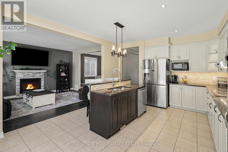 29634644/717-magnolia-street/avalon-west/ottawa/ontario/K4A0Z2_9