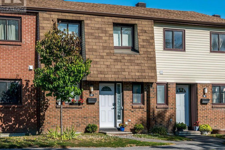 28873248/5c-woodvale-green/craig-henrywoodvale/ottawa/ontario/K2G4G9_1