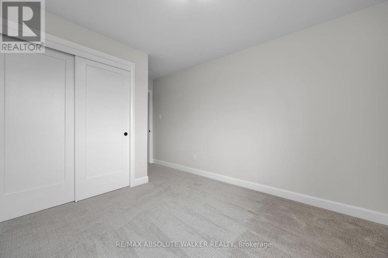 28495376/231-letang-street/town-of-rockland/clarence-rockland/ontario/K4K0K1_26
