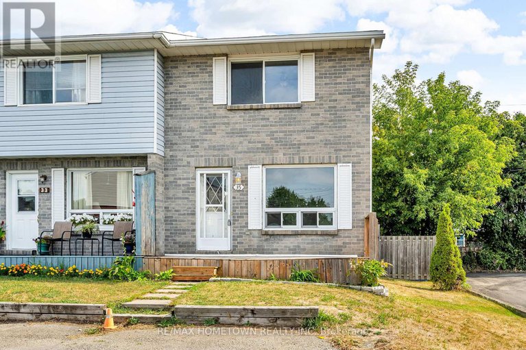 28791657/35-hustler-crescent/iroquois/south-dundas/ontario/K0E1K0_1
