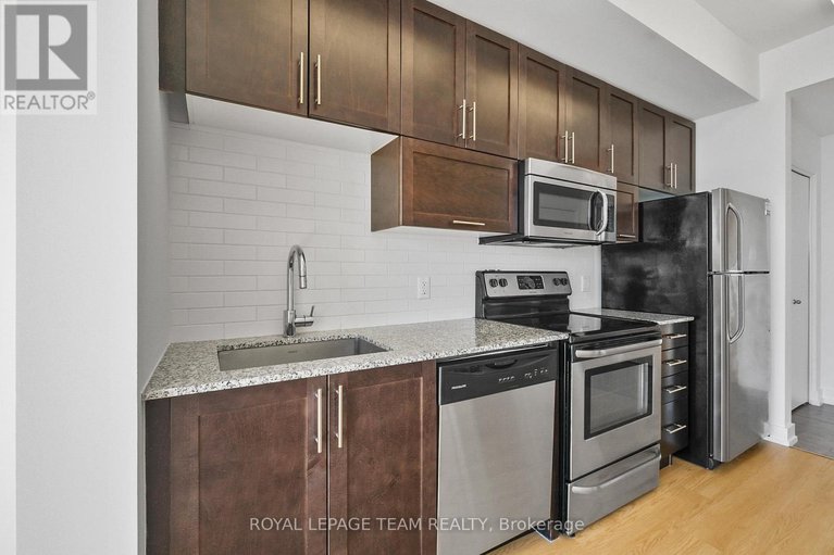 28828873/2408-179-metcalfe-street/ottawa-centre/ottawa/ontario/K2P1P7_24