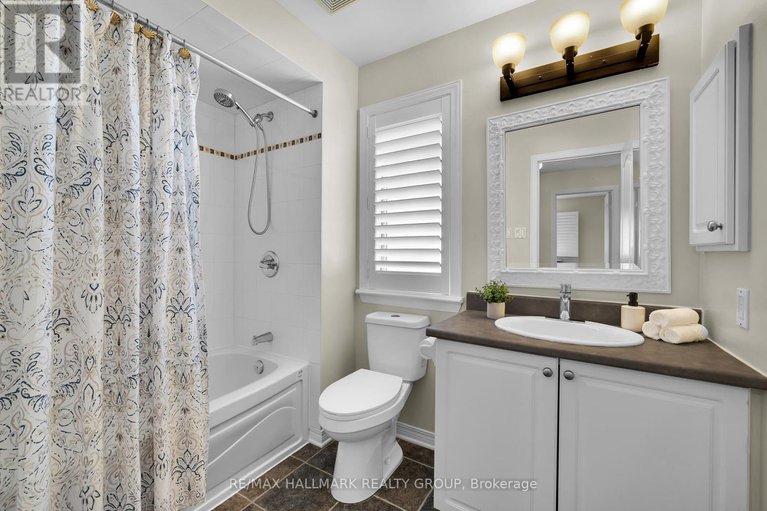 28492504/1924-lobelia-way/springridgeeast-village/ottawa/ontario/K4A4R1_40