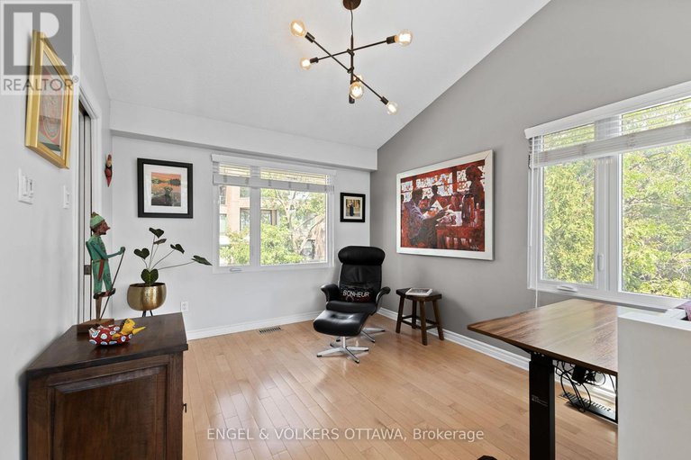 28841163/1-125-springfield-road/lindenlea/ottawa/ontario/K1M1C5_30