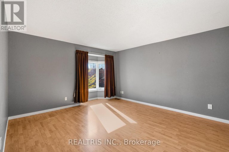 29041459/1598-meadowfield-place/chapel-hill/ottawa/ontario/K1C5V6_17