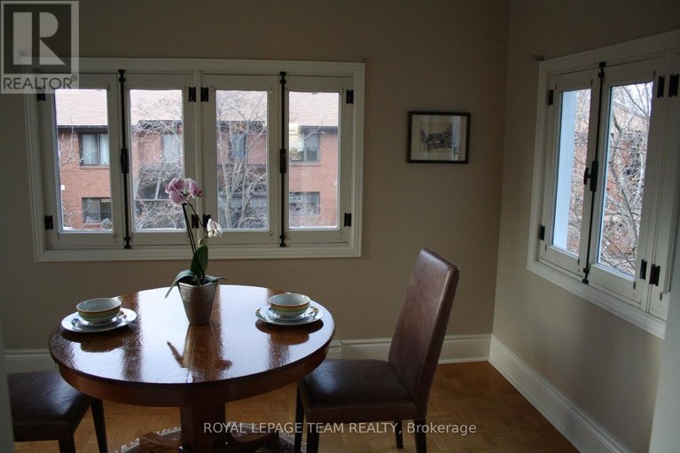 28946487/6-635-richmond-road/woodroffe/ottawa/ontario/K2A0G6_24