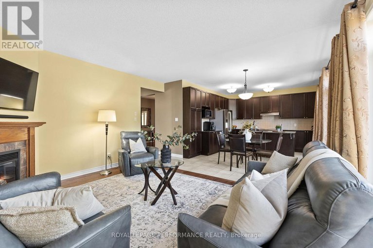 28618074/372-antigonish-avenue/springridgeeast-village/ottawa/ontario/K4A0T9_11