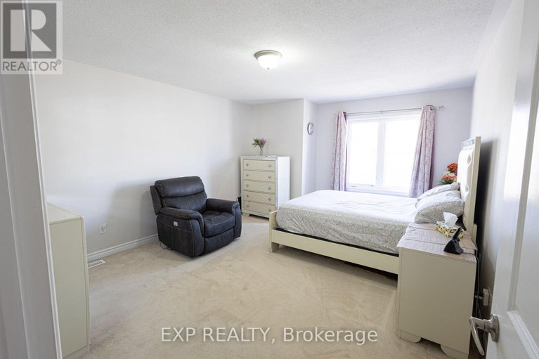 29626610/1008-carden-lane/orleans-village/ottawa/ontario/K1W0N3_14