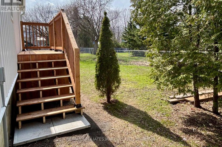 29639881/19-alexander-street-w/maxville/north-glengarry/ontario/K0C1T0_25