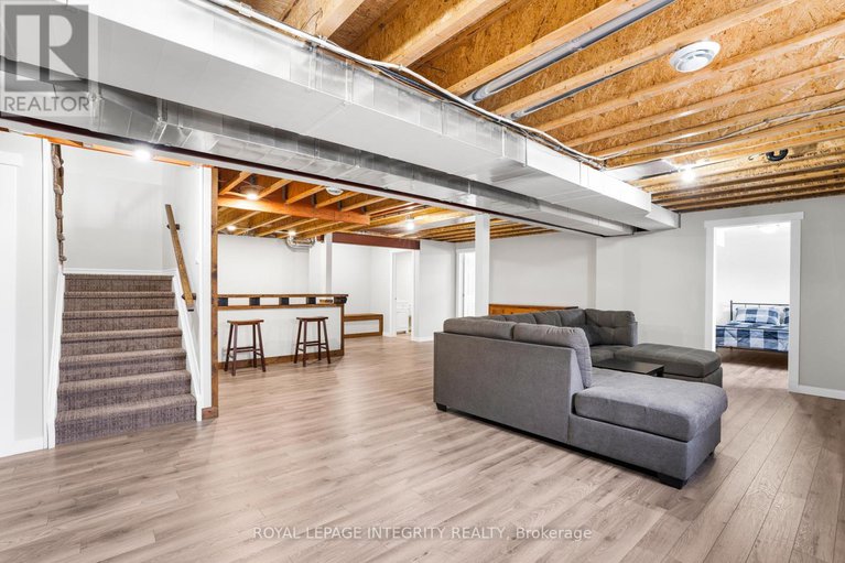 29318254/251-rue-des-violettes-street/clarencerockland-twp/clarence-rockland/ontario/K0A2A0_23