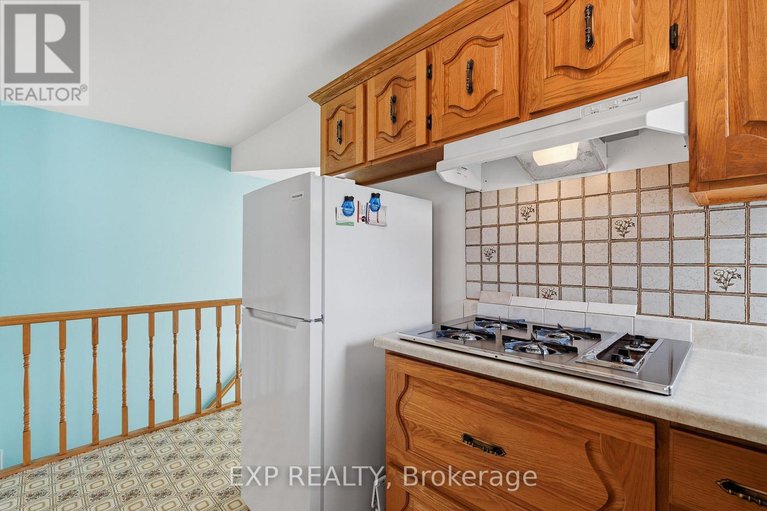 29393358/1776-labonte-street/clarencerockland-twp/clarence-rockland/ontario/K0A1N0_13