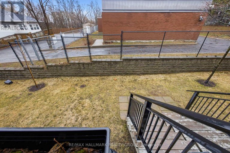29606721/5-795-montreal-road/cfb-rockcliffe-and-area/ottawa/ontario/K1K0S9_34