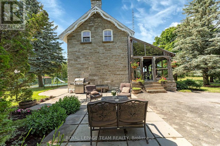 28658646/8202-flewellyn-road/remainder-of-stittsville-area/ottawa/ontario/K0A1B0_3