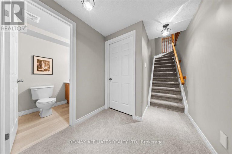 28798162/1147-mulder-avenue/fallingbrookgardenway-south/ottawa/ontario/K4A4G8_31