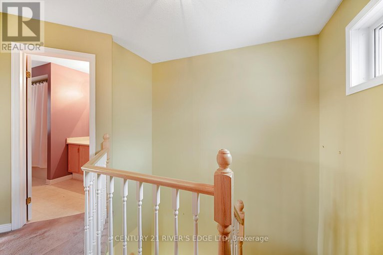 29144869/6-sunnybrooke-drive/emerald-meadowstrailwest/ottawa/ontario/K2M2P3_15