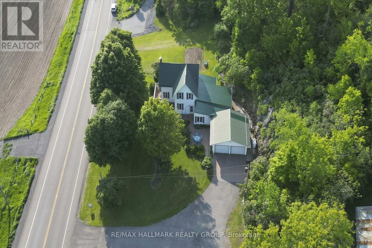 28544357/4240-carp-road/huntley-ward-north-east/ottawa/ontario/K0A1L0_38