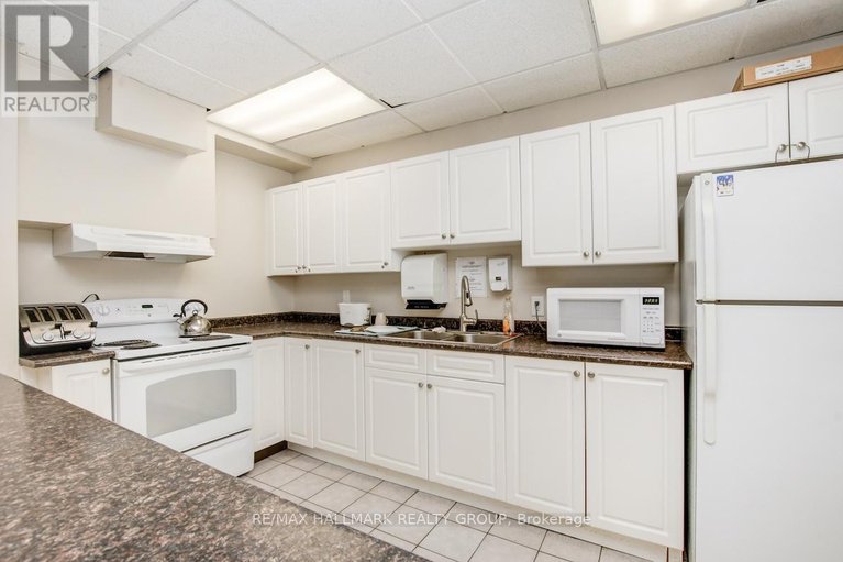 28458755/1005-158a-mcarthur-avenue/vanier/ottawa/ontario/K1L8E7_40
