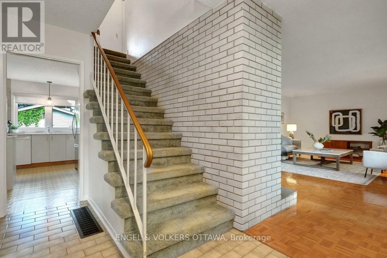 29036505/29-qualicum-street/bruce-farmgraham-parkqualicumbellands/ottawa/ontario/K2H7H1_7