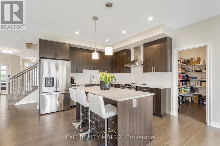 29320193/700-namur-street/embrun/russell/ontario/K0A1W0_14