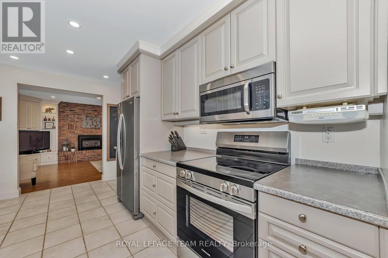 28266949/129-ridgeview-drive/carp/ottawa/ontario/K0A1L0_15