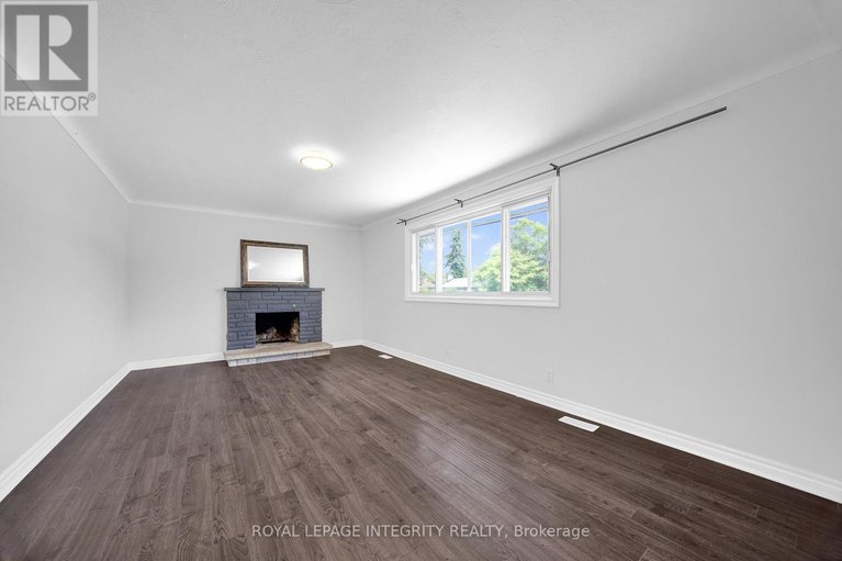 28649206/18-sullivan-avenue/meadowlandscrestview/ottawa/ontario/K2G1T3_10