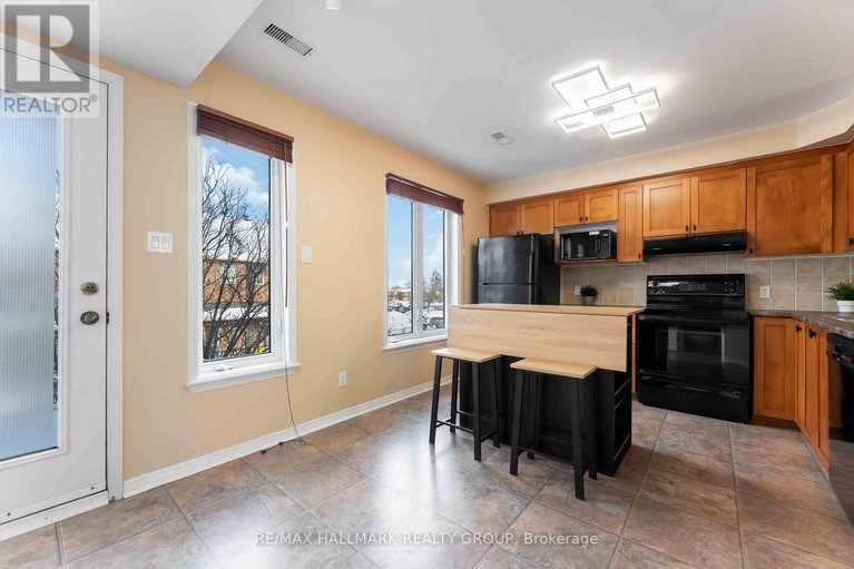 29321934/13-123-gatestone-private/beacon-hill-south/ottawa/ontario/K1J1K5_13